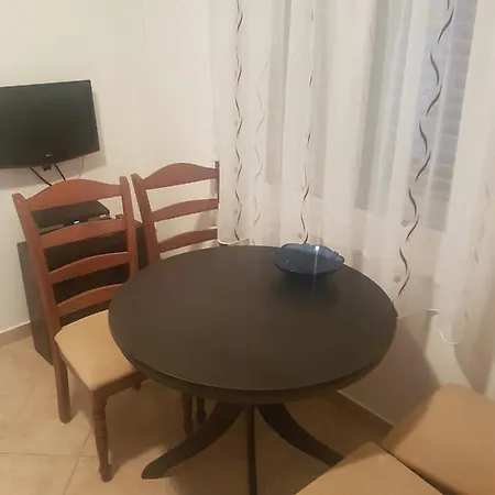 Apartment Pralija