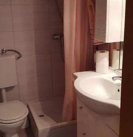 Apartment Pralija