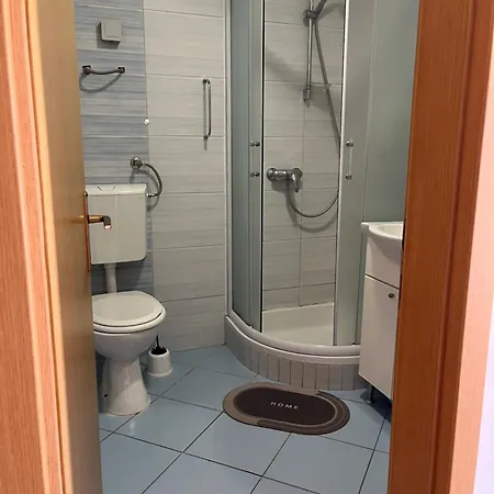 Apartment Pralija