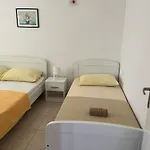 Apartament Pralija